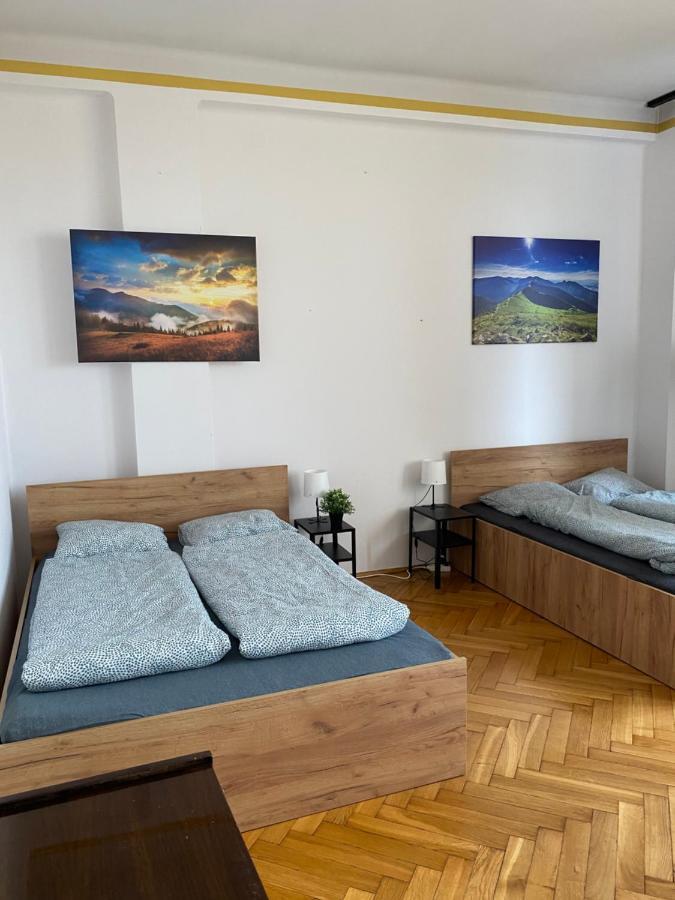 Vintage Rooms In Old Town Krasków Eksteriør bilde
